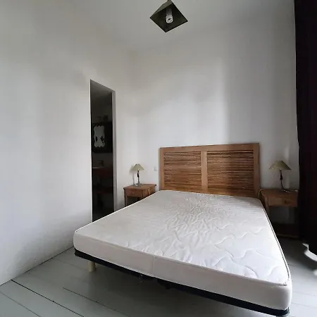 Apartment Simplistic In Near Lake Beach Olonzac